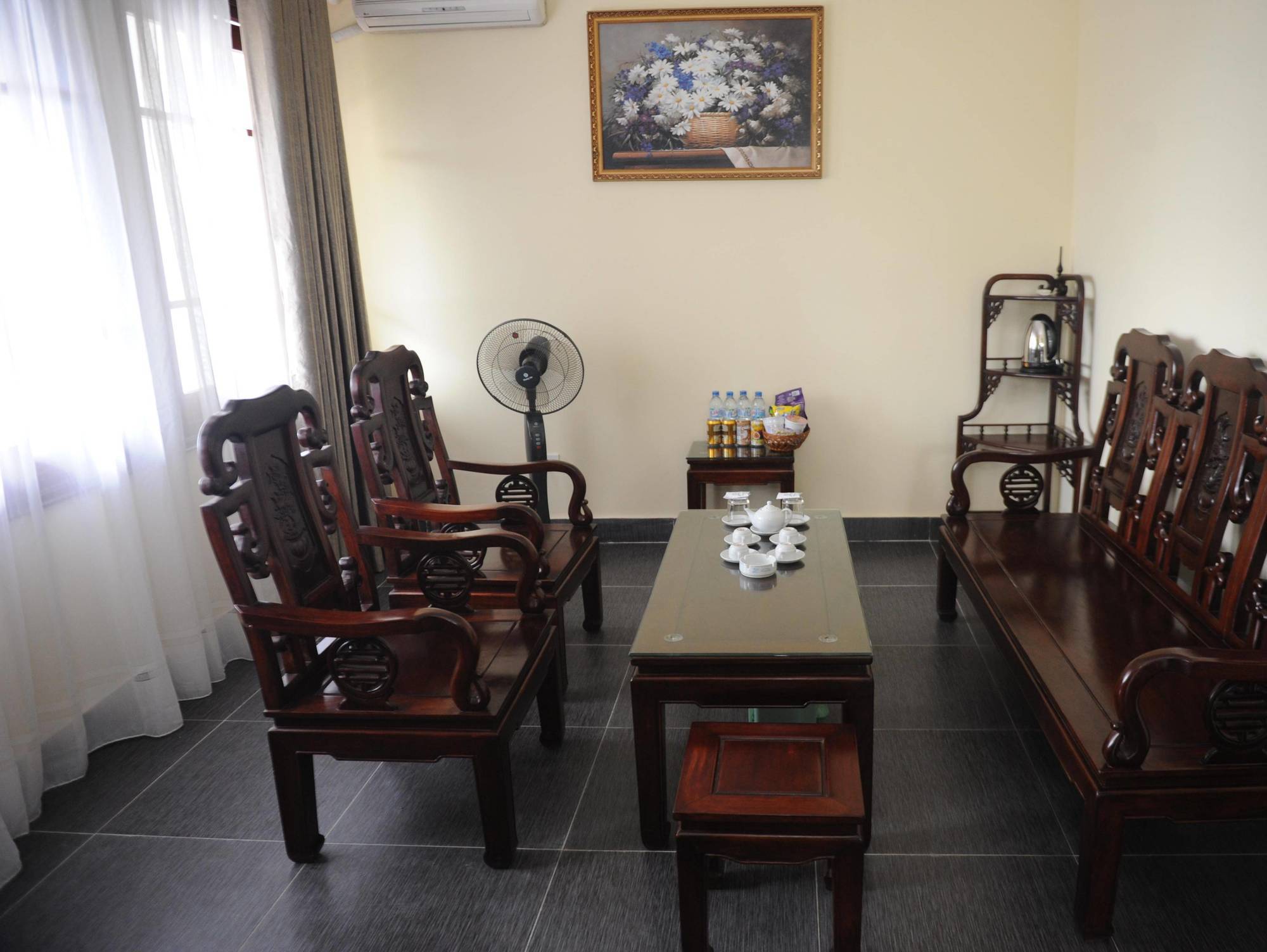Hoa Phuong Hotel Хайфон Экстерьер фото